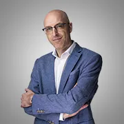 Nathan Veenstra van Optimus Online
