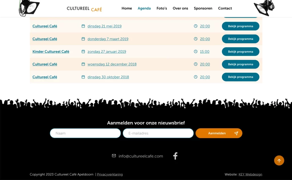 Het programma en de onderkant van de website van Cultureel Café Apeldoorn